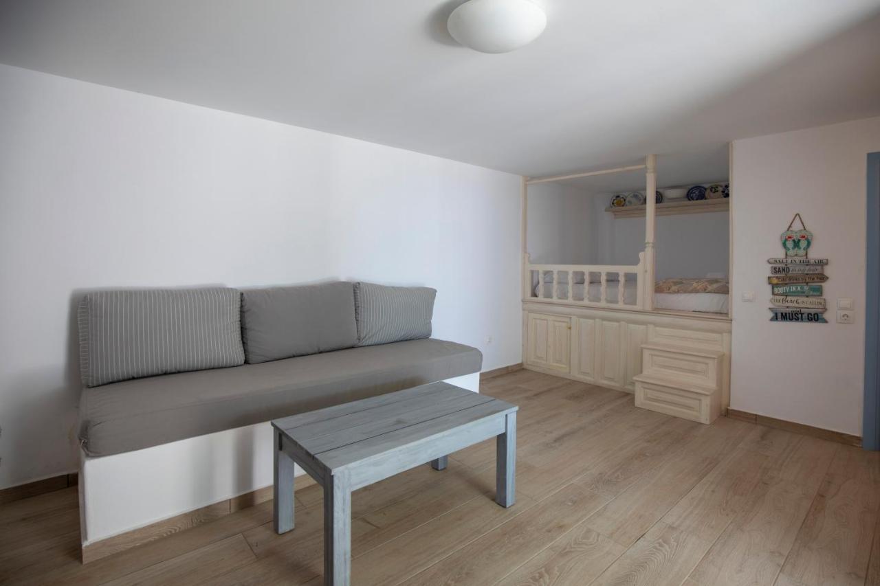Apartmán Thea Menetes Menetaí Exteriér fotografie