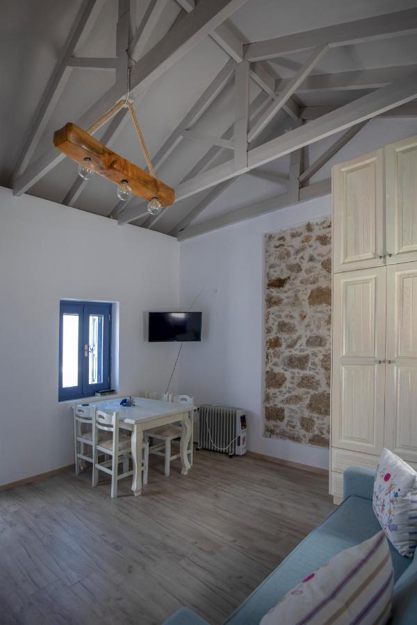 Apartmán Thea Menetes Menetaí Exteriér fotografie