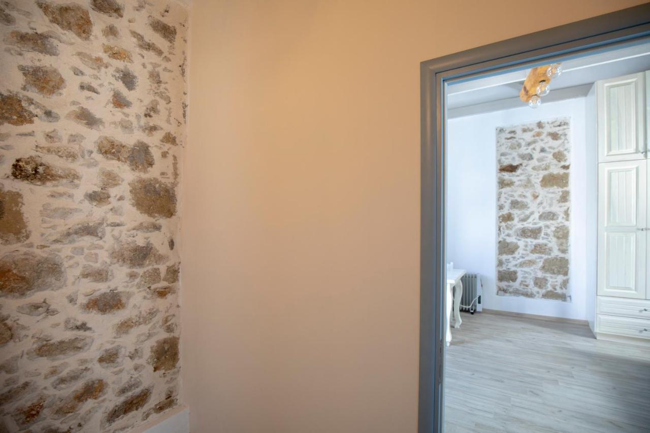 Apartmán Thea Menetes Menetaí Exteriér fotografie